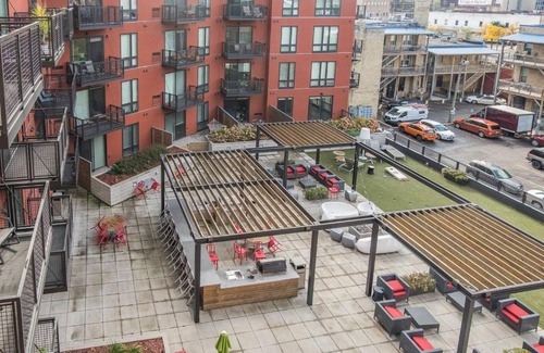 Nicollet Island Apartment | Updated 1BR Apt near the Mississippi River