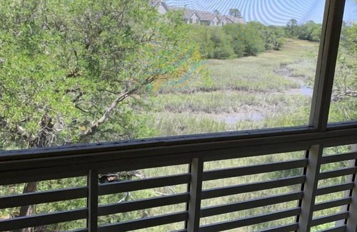 Seabrook Island House | Updated 2 BR/2BA! Screened Porch! Neighborhood Pool! Amenity Cards!