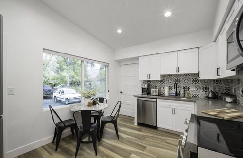 Ogden Apartment | Updated 2BR/1BA Flat Steps from 25th Street Fun