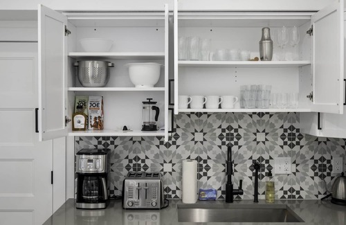 Ogden Apartment | Updated 2BR/1BA Flat Steps from 25th Street Fun