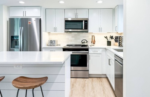 Shipyard Plantation Condo | UPDATED 2BR VILLA IN SHIPYARD WITH POOL, TENNIS & BEACH CLUB ACCESS