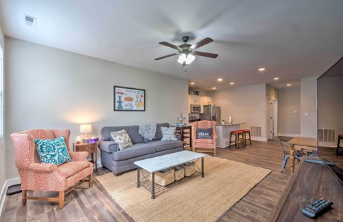 Bowling Green Apartment | Updated Apt: 1 Mi to Western Kentucky University!