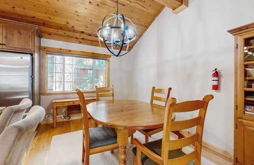 Truckee House | Updated Cabin with Deck, Grill, Washer and Dryer, Access to Pool, Spa