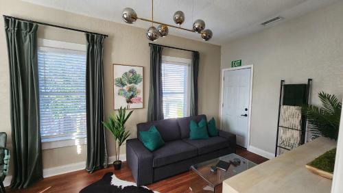 Tampa Apartment | Updated Condo in Heart of Tampa 1578