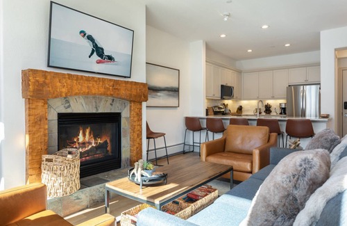 Avon Condo | Updated Condo with Great Amenities - Perfect for Family & Mountain Exploring