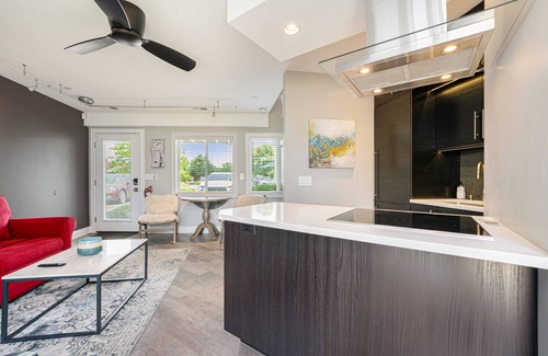Douglas Condo | Updated condo with well-equipped kitchen, pool, firepits, grill, & gas fireplace