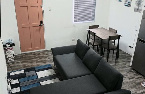 Bogo House | Updated Fully Furnished Charming townhome with AC in Bogo City