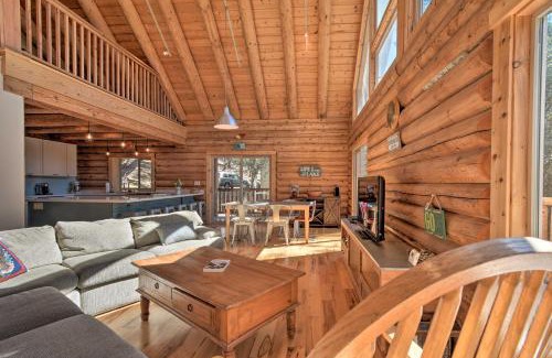 Groveland House | Updated Groveland Cabin with Wraparound Deck!