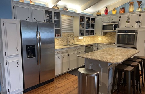 Cedar Creek Reservoir House | Updated Lakehouse on Cedar Creek Lake/Fenced in backyard/Great Neighborhood