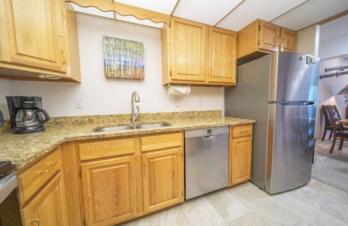 Mountain House Condo | Updated unit with hot tub and amazing views