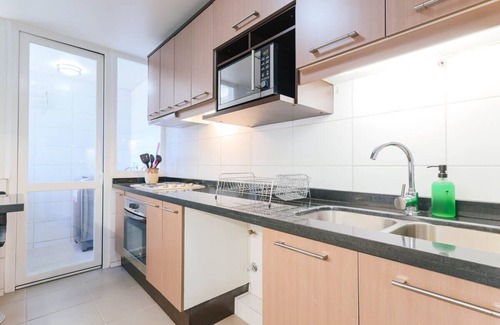 Apoquindo Apartment | Upper Views 2D Wifi, Balcony & Parking
