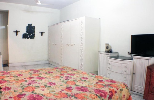 Alipur Apartment | Upscale Apartment in Posh Alipore Area