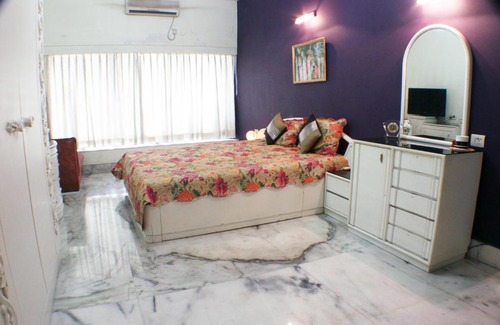 Alipur Apartment | Upscale Apartment in Posh Alipore Area