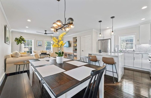 Saratoga Springs Apartment | Upscale Azure by Saratoga Stays