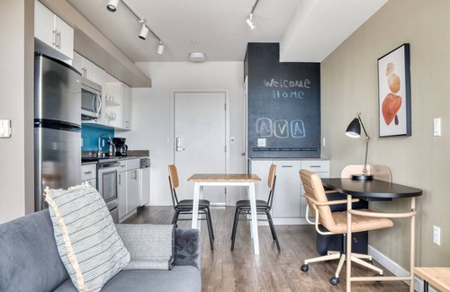 West Woodland Apartment | Upscale Ballard 1BR w/BBQ, Lounge & W/D, onsite retail, by Blueground