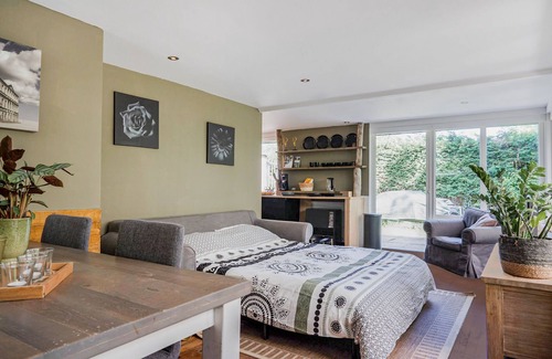 Rekem House | Upscale Bungalow in Lanaken with Private Garden