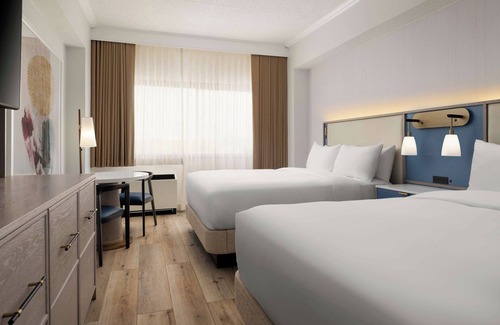 White Plains Hotel | Upscale City Comfort in Prime White Plains Location | 4 Units