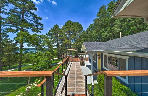 Rogers House | Upscale Cottage with Furnished Lake-View Deck!