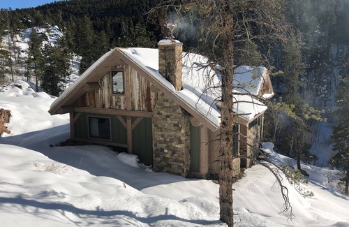 Coal Creek Cabin | Upscale Mountain Cabin, great view, drive to Denver or Boulder or Nederland