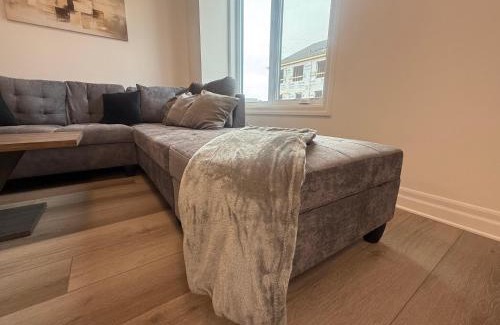 Niagara Falls House | Upscale Niagara Falls Getaway - BRAND NEW
