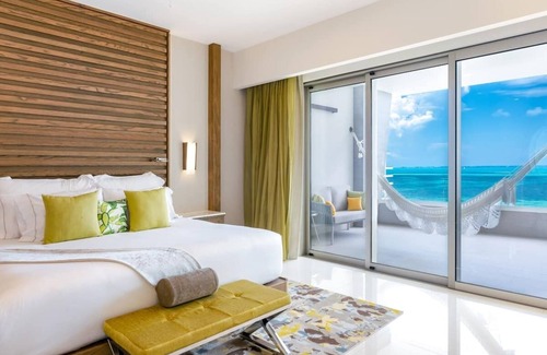 Playa Mujeres Hotel | Upscale Resort & Spa With Amazing Family Swimming Pools, 1 Rooftop Adult Only