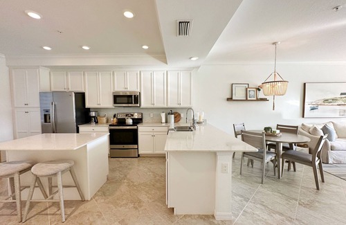 Naples Condo | UPSCALE TREVISO BAY RESORT CONDO/5mi FROM 5TH AVE/PET FRIENDLY/1ST FLOOR