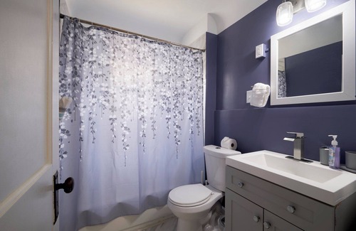 Lakewood House | Upstairs unit in duplex