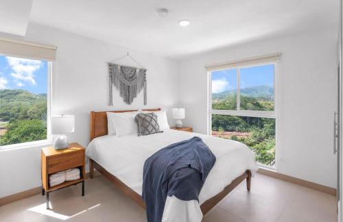 Barrio Santa Lucia House | Upstay - 3BR New Condo in Jaco 5mins to Beach