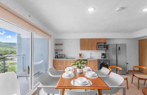 Barrio Santa Lucia House | Upstay - 3BR New Condo in Jaco 5mins to Beach