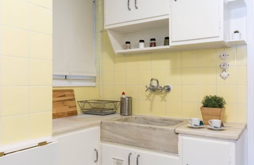 Plaka Apartment | UPSTREET Chic Flat in the Heart of Athens