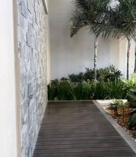 Bonifacio Global City Apartment | Uptown Bliss-Modern 1BR Condo with Balcony in BGC