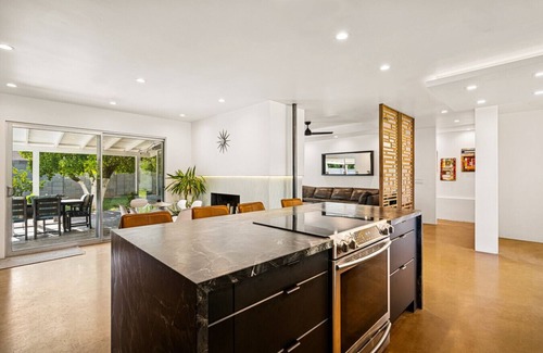 North Mountain House | Uptown Mid Century Charmer