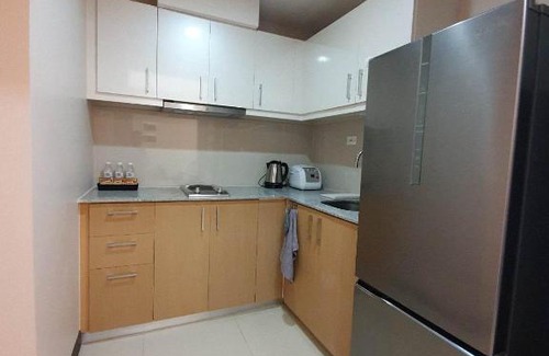 Bonifacio Global City Apartment | Uptown Parksuites Tower 1 - SDC Rentals