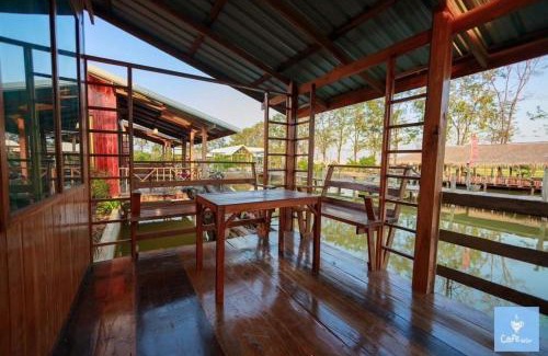Phrom Phiram Resort | UR Way Cafe & Resort บัวสวยรีสอร์ท