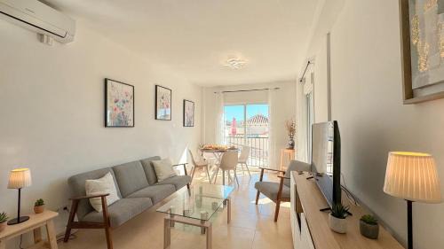 Chimenea Apartment | Urb Chimenea Apartment Nerja
