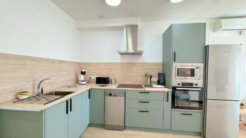 Chimenea Apartment | Urb Chimenea Apartment Nerja