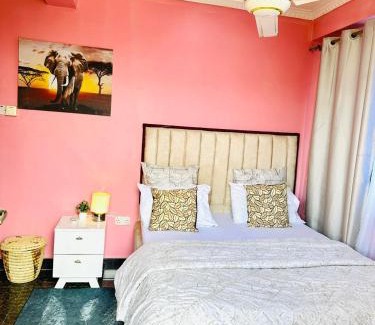 Dar es Salaam Bed & Breakfast | Urban Affordable Private City Room- Amazing View, Fast WiFi & Walkable Location
