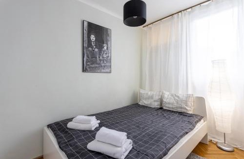 Mirow Apartment | Urban Chic - Cozy One-Bedroom in Warsaws Vibrant Center, Żelazna Street