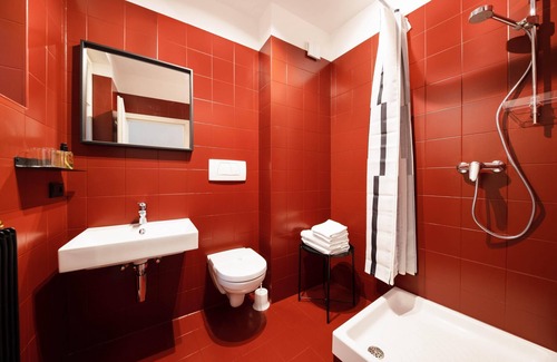 Old Town Apartment | Urban Chic in the Heart of the City - Apartment "Rosa Goldenstern Residence" with Balcony