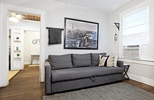 Lower Greenville Apartment | Urban Convenience Studio Flat