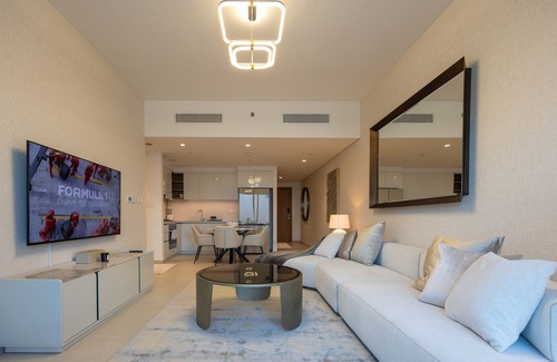 Za'abeel 2 Apartment | Urban & Elegant Stay Just Steps from Burj Khalifa