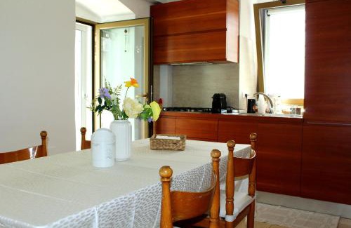 Municipio 4 House | Urban Nest Suite