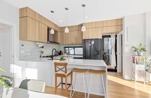 Throsby House | Urban Oasis on the way to Snowy Mountain