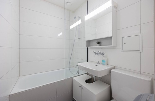 Sihlfeld Apartment | Urban Oasis with Queen Bed and City View (BE-39)