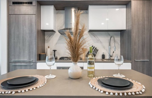 White Rock Apartment | ♛ Urban Sleek | Furnished 1BR& 1 BA + Patio | DT White Rock