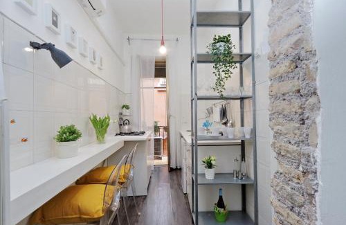 Monti Apartment | Urbana Apartment