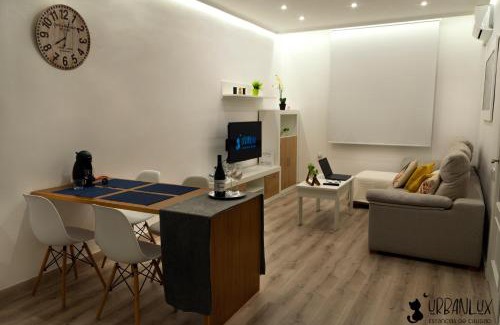 Albacete Apartment | UrbanLux Feria