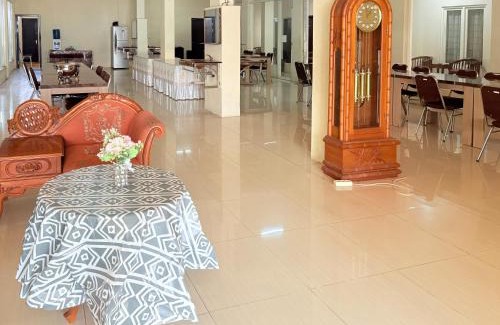 Oro Oro Ombo House | Urbanview Hotel Ling near Jawa Timur Park 2