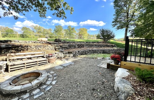Beaverdam Lake-Salisbury Mills House | Cozy Getaway on a 50 Acre Historic Ranch
