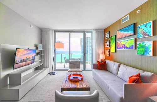 Hollywood South Central Beach Apartment | 108 m² Apartment ∙ 2 bedrooms ∙ 6 guests